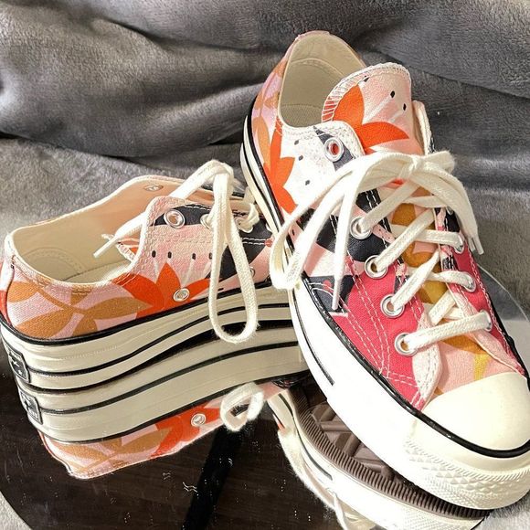 Converse Shoes - Converse Vintage Floral Low-Tops